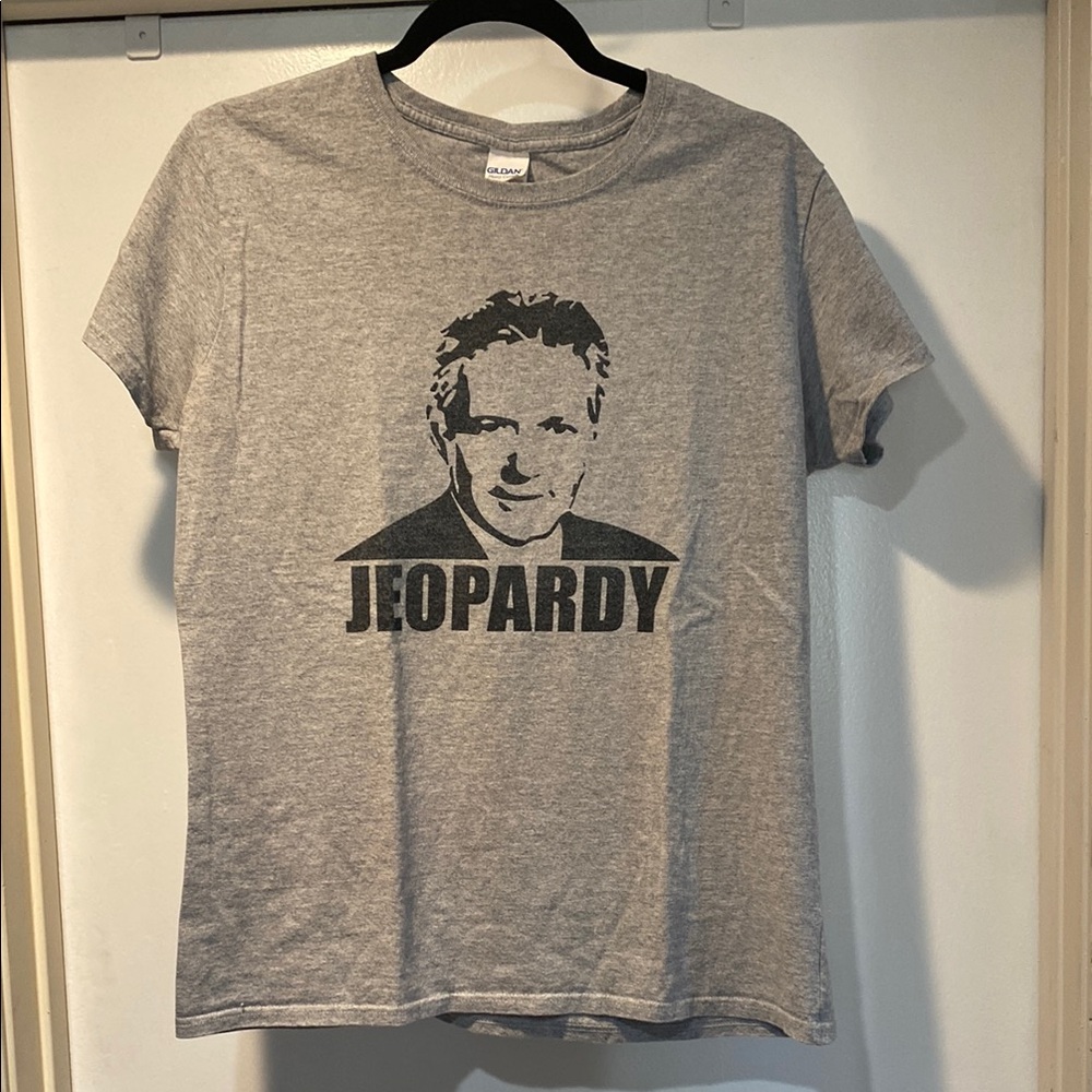 Gildan Gray Short Sleeve Tee with Graphic Print
